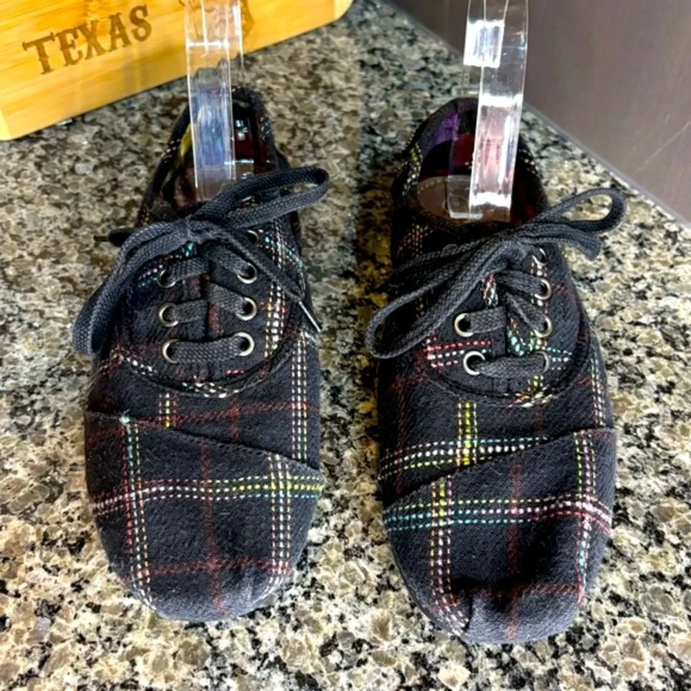 TOMS Cordones Black Plaid Textile Lace Up Shoes Size 8